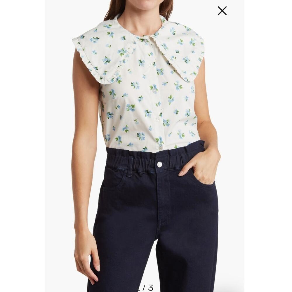 WE WORE WHAT FLORAL TOP Size Large White Blue New